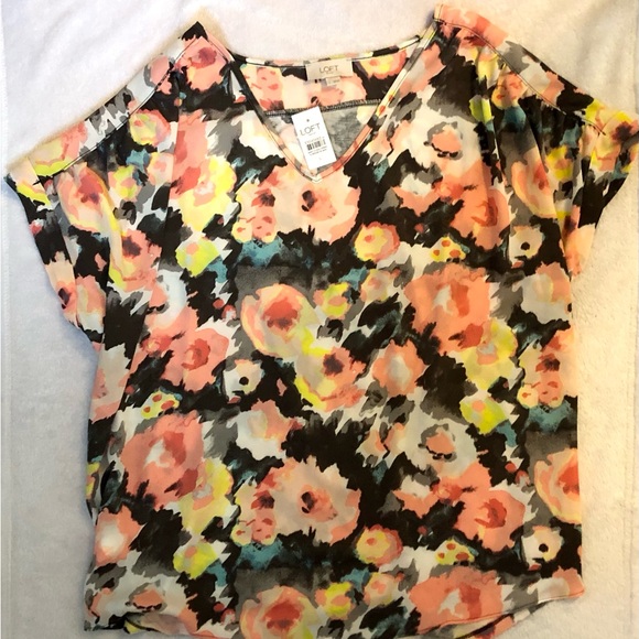 Loft Outlet Floral, Flowy Top - Picture 2 of 6